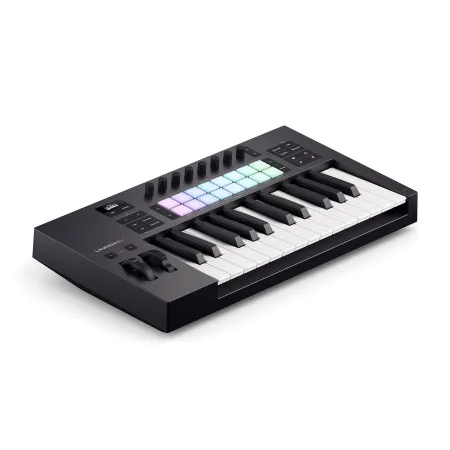 Купить NOVATION Launchkey 25 MK4 по выгодной цене в Санкт-Петербурге