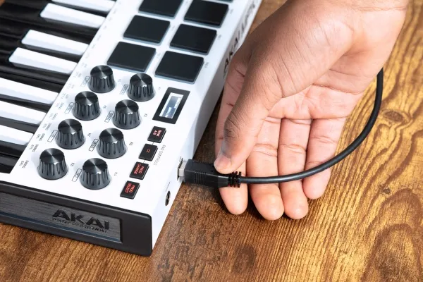 v8_8034_2b3c v8_8034_2b3c