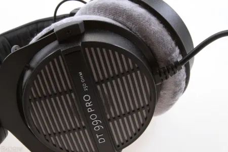 Купить BEYERDYNAMIC DT 990 PRO (80 Ohm) по выгодной цене в Санкт-Петербурге