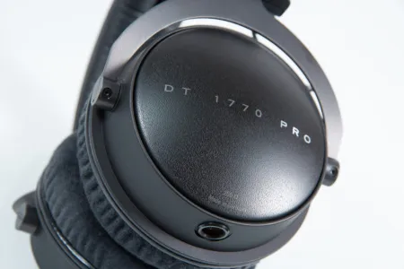 Купить BEYERDYNAMIC DT 1770 PRO по выгодной цене в Санкт-Петербурге