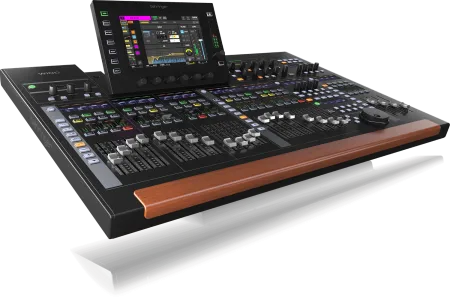 Купить BEHRINGER WING-BK по выгодной цене в Санкт-Петербурге