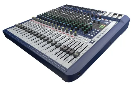 SOUNDCRAFT SIGNATURE 16